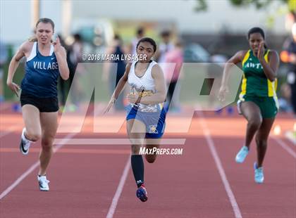 Thumbnail 1 in TAPPS 6A D3 Girls District Championships photogallery.