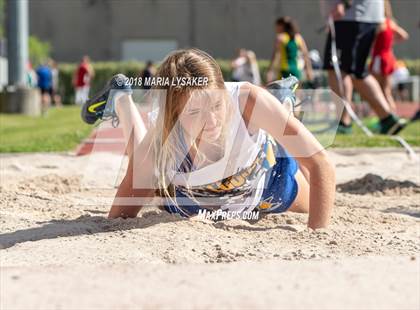 Thumbnail 3 in TAPPS 6A D3 Girls District Championships photogallery.