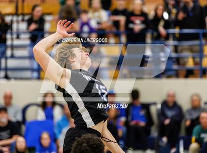 Thumbnail 2 in Grandview vs. Littleton Public Schools (CHSAA 5A Round 1) photogallery.