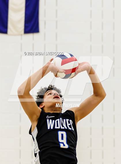 Thumbnail 2 in Grandview vs. Littleton Public Schools (CHSAA 5A Round 1) photogallery.