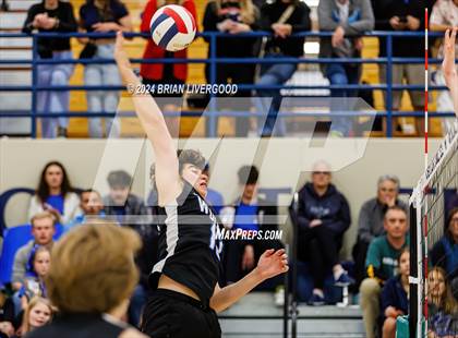 Thumbnail 2 in Grandview vs. Littleton Public Schools (CHSAA 5A Round 1) photogallery.