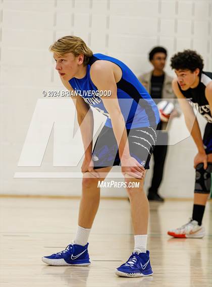 Thumbnail 3 in Grandview vs. Littleton Public Schools (CHSAA 5A Round 1) photogallery.
