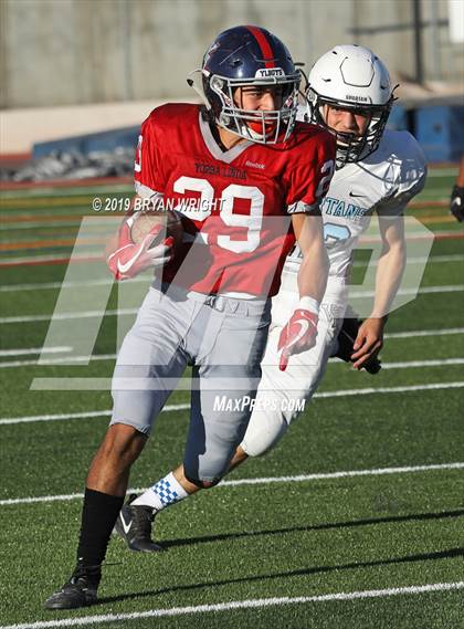 Thumbnail 3 in Villa Park @ Yorba Linda photogallery.