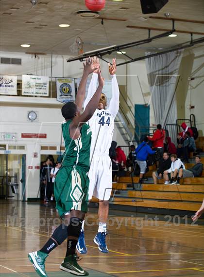 Thumbnail 1 in Flintridge Prep vs St. Bonaventure (Santa Barbara Holiday Classic) photogallery.