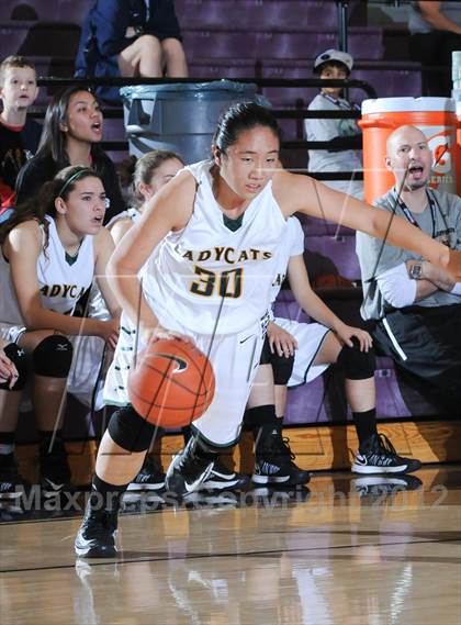 Thumbnail 2 in Brea Olinda vs. Hamilton (Nike Tournament of Champions) photogallery.