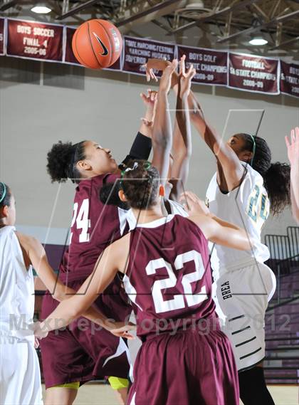 Thumbnail 3 in Brea Olinda vs. Hamilton (Nike Tournament of Champions) photogallery.