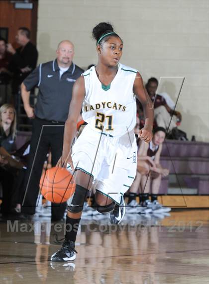 Thumbnail 1 in Brea Olinda vs. Hamilton (Nike Tournament of Champions) photogallery.