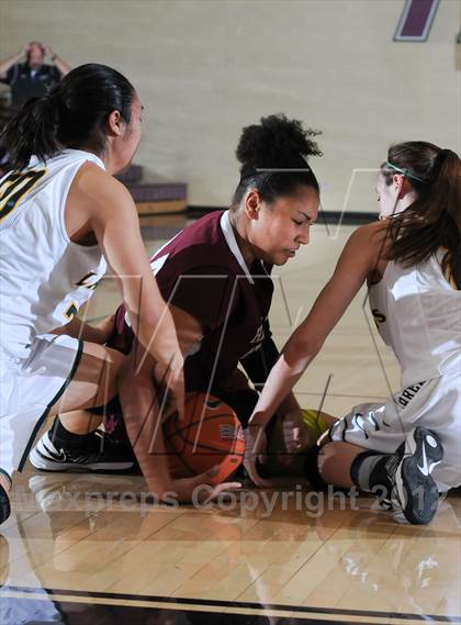 Thumbnail 3 in Brea Olinda vs. Hamilton (Nike Tournament of Champions) photogallery.