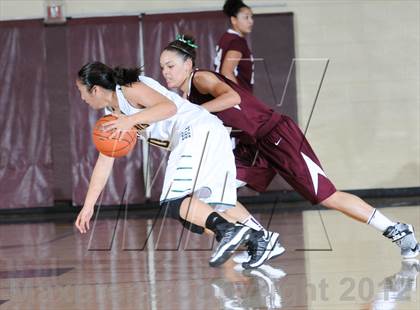 Thumbnail 1 in Brea Olinda vs. Hamilton (Nike Tournament of Champions) photogallery.