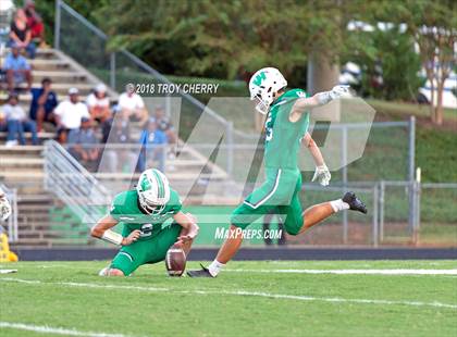 Thumbnail 1 in Crest @ Weddington photogallery.