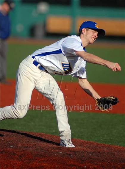 Thumbnail 1 in Warren vs Harrisburg  photogallery.