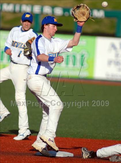 Thumbnail 3 in Warren vs Harrisburg  photogallery.