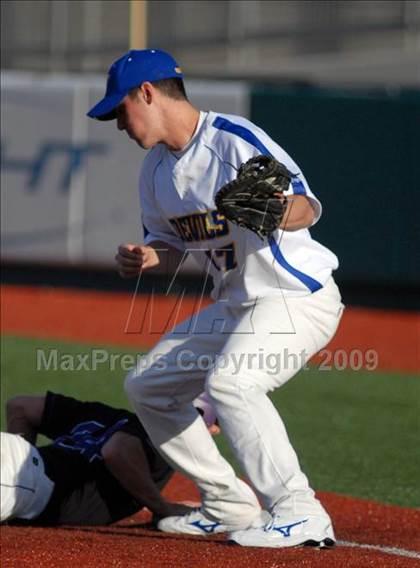 Thumbnail 2 in Warren vs Harrisburg  photogallery.