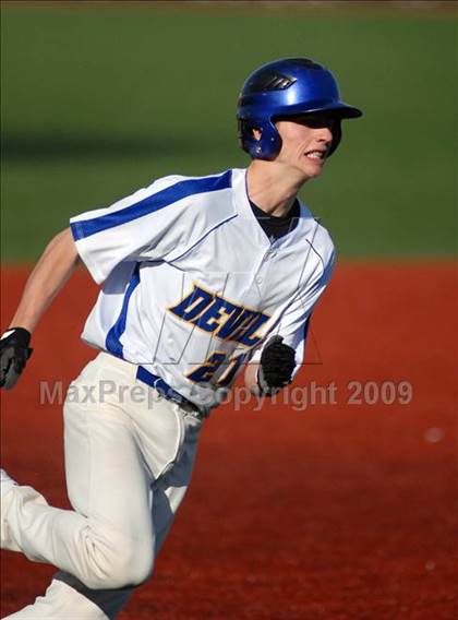 Thumbnail 2 in Warren vs Harrisburg  photogallery.