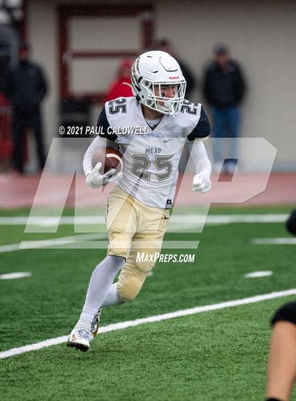 Thumbnail 2 in Mead @ Yelm (WIAA 3A District Playoff) photogallery.