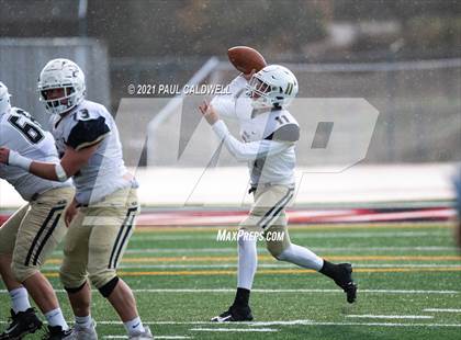 Thumbnail 2 in Mead @ Yelm (WIAA 3A District Playoff) photogallery.