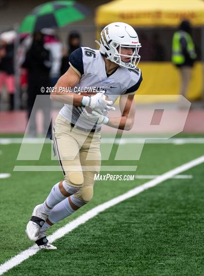 Thumbnail 2 in Mead @ Yelm (WIAA 3A District Playoff) photogallery.