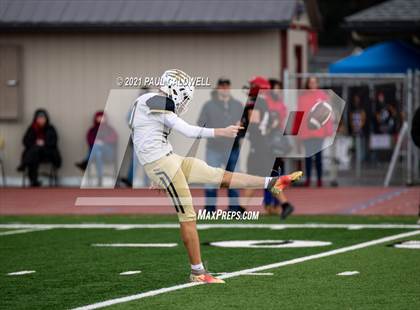 Thumbnail 1 in Mead @ Yelm (WIAA 3A District Playoff) photogallery.