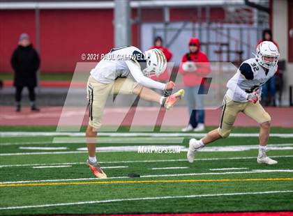 Thumbnail 2 in Mead @ Yelm (WIAA 3A District Playoff) photogallery.
