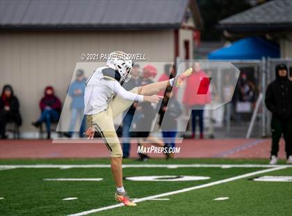 Thumbnail 2 in Mead @ Yelm (WIAA 3A District Playoff) photogallery.
