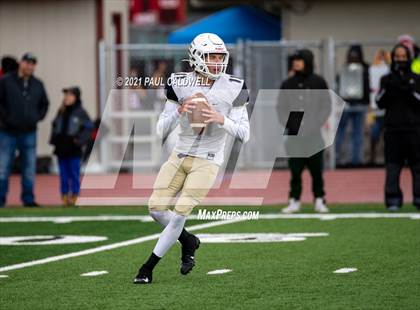 Thumbnail 2 in Mead @ Yelm (WIAA 3A District Playoff) photogallery.