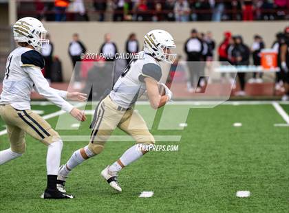 Thumbnail 2 in Mead @ Yelm (WIAA 3A District Playoff) photogallery.