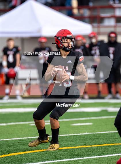 Thumbnail 1 in Mead @ Yelm (WIAA 3A District Playoff) photogallery.