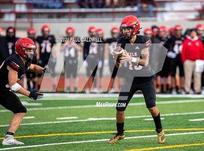 Thumbnail 2 in Mead @ Yelm (WIAA 3A District Playoff) photogallery.