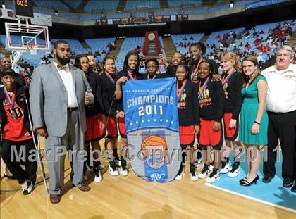 Thumbnail 1 in Salisbury vs. East Bladen (NCHSAA 2A Final) photogallery.
