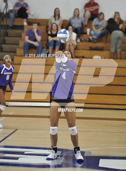 Thumbnail 2 in Girls Prep @ Lipscomb Academy photogallery.