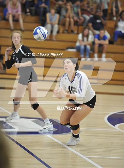 Thumbnail 3 in Girls Prep @ Lipscomb Academy photogallery.