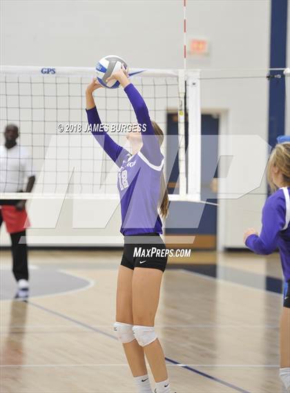 Thumbnail 3 in Girls Prep @ Lipscomb Academy photogallery.