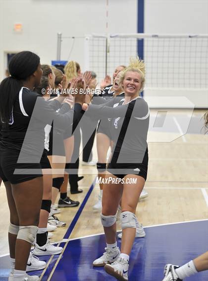 Thumbnail 3 in Girls Prep @ Lipscomb Academy photogallery.