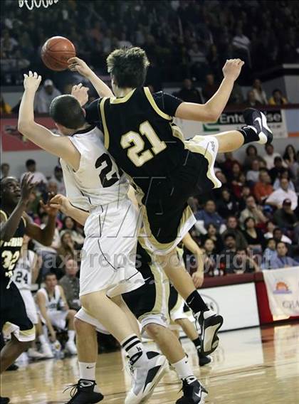 Thumbnail 1 in Archbishop Mitty vs. St. Francis (CIF CCS D2 Final) photogallery.