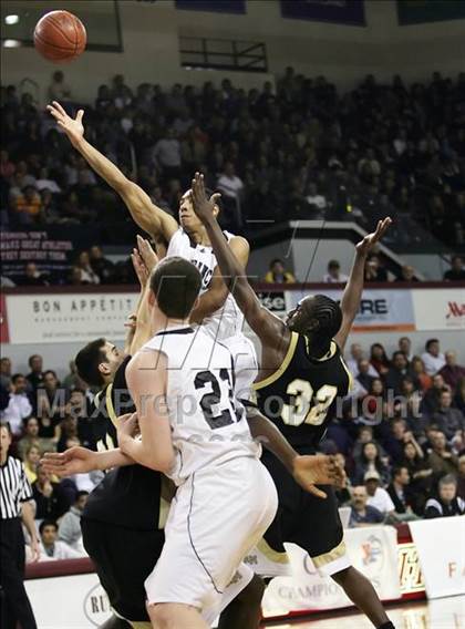Thumbnail 3 in Archbishop Mitty vs. St. Francis (CIF CCS D2 Final) photogallery.