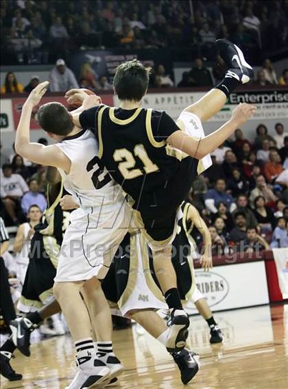 Thumbnail 2 in Archbishop Mitty vs. St. Francis (CIF CCS D2 Final) photogallery.