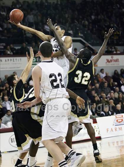 Thumbnail 2 in Archbishop Mitty vs. St. Francis (CIF CCS D2 Final) photogallery.