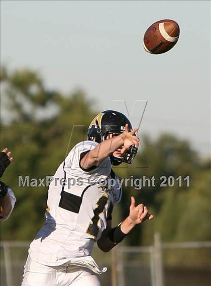 Thumbnail 2 in Arapahoe @ Columbine photogallery.