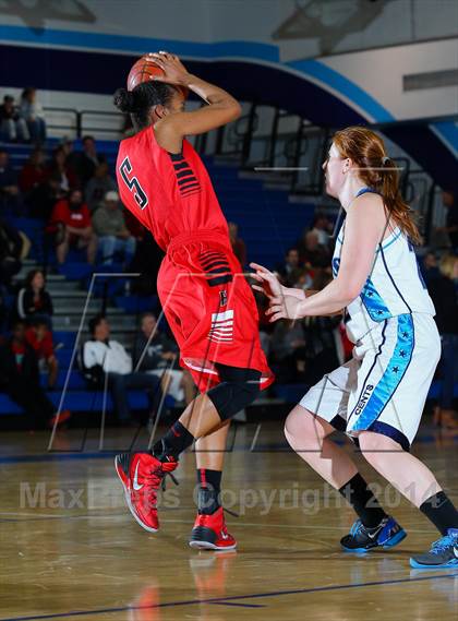 Thumbnail 1 in Hart @ Saugus photogallery.