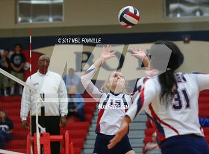 Thumbnail 1 in Allen @ Boyd photogallery.