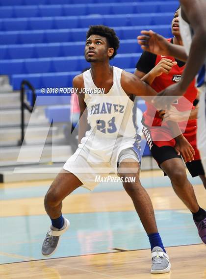 Thumbnail 3 in Fort Bend Austin vs Chavez (McDonald's Texas Invitational) photogallery.
