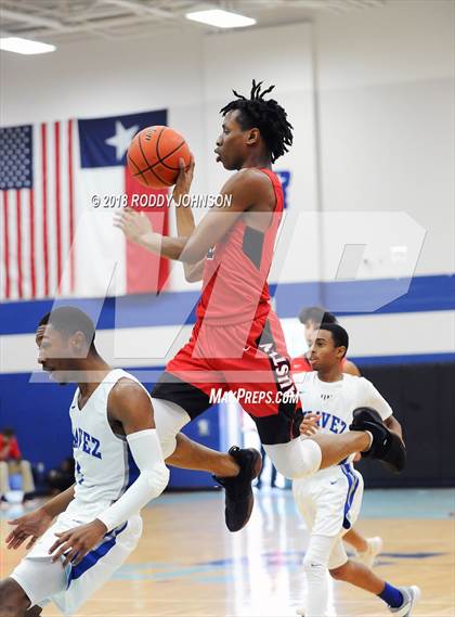 Thumbnail 2 in Fort Bend Austin vs Chavez (McDonald's Texas Invitational) photogallery.