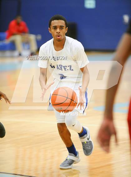 Thumbnail 1 in Fort Bend Austin vs Chavez (McDonald's Texas Invitational) photogallery.