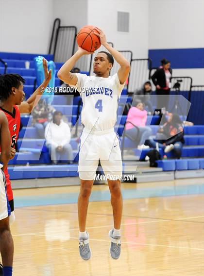 Thumbnail 1 in Fort Bend Austin vs Chavez (McDonald's Texas Invitational) photogallery.