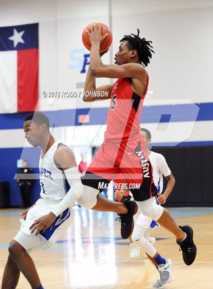Thumbnail 1 in Fort Bend Austin vs Chavez (McDonald's Texas Invitational) photogallery.