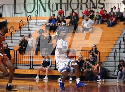 Thumbnail 1 in Fort Bend Elkins vs. Dobie (McDonald's Texas Invitational) photogallery.