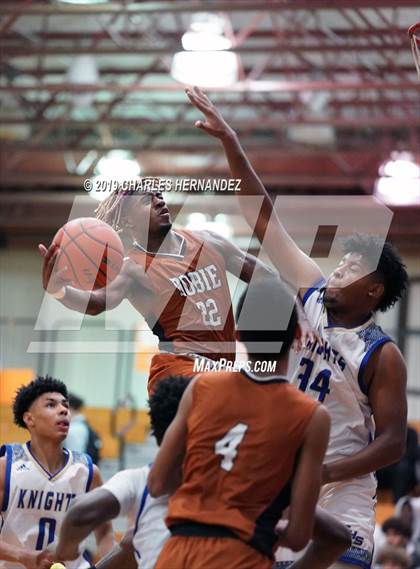 Thumbnail 1 in Fort Bend Elkins vs. Dobie (McDonald's Texas Invitational) photogallery.