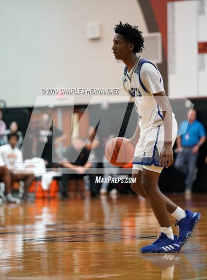 Thumbnail 1 in Fort Bend Elkins vs. Dobie (McDonald's Texas Invitational) photogallery.