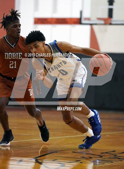 Thumbnail 1 in Fort Bend Elkins vs. Dobie (McDonald's Texas Invitational) photogallery.