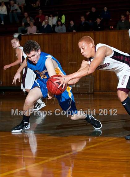 Thumbnail 3 in Del Campo vs. Woodcreek (Kendall Arnett) photogallery.